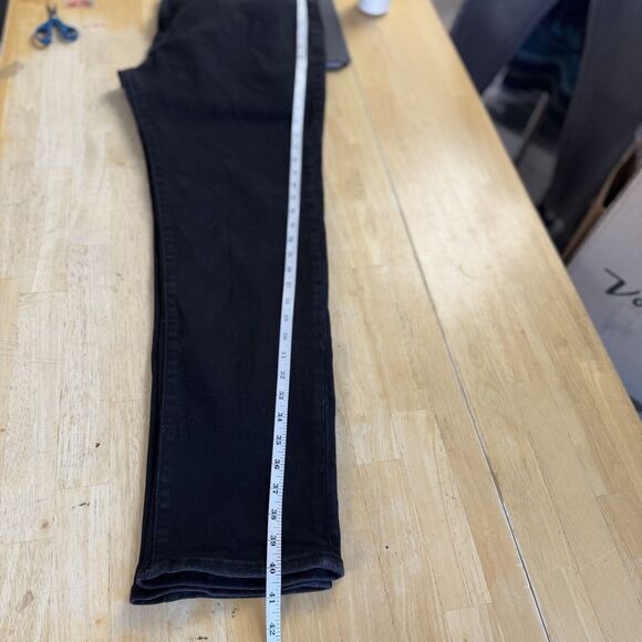 True Religion Rocco Relaxed Skinny Jeans Black Wash Flap Pockets Size 40 GUC - Picture 11 of 11